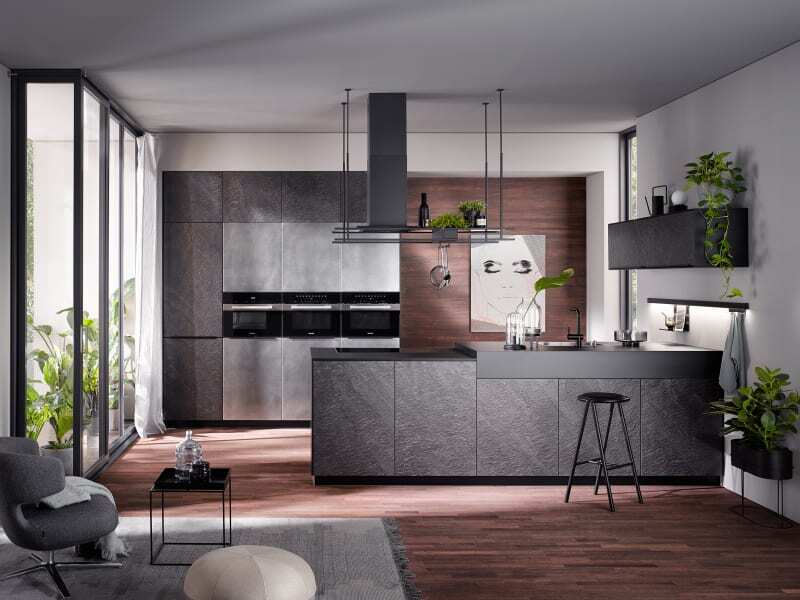 PKC-0042-Beautiful Two-line kitchen cabinet in Black Star-Parlun (1)