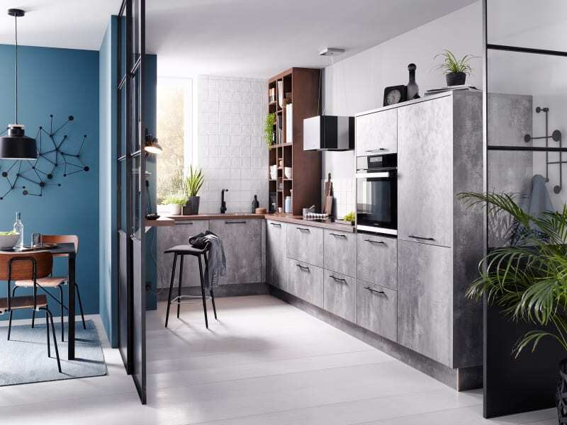PKC-0077-Modern and Charming L-shaped kitchen cabinet in gray concrete look-Parlun (1)