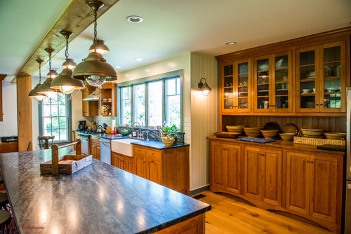 The Ultimate Guide to Farmhouse Kitchen Cabinets: Colors, Styles & Designs for 2026